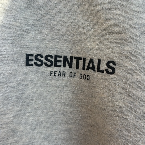 Essentials Fear of God - Picture 3 of 6